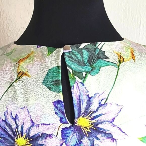 Alex Marie Green & Purple Floral, Sleeveless Top, Size Small - Picture 6 of 8